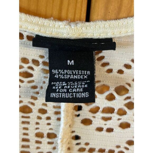 Rue21 Womens Ivory Crochet 3/4 Sleeve Open Front Cardigan Size Medium (5073) - Picture 3 of 4